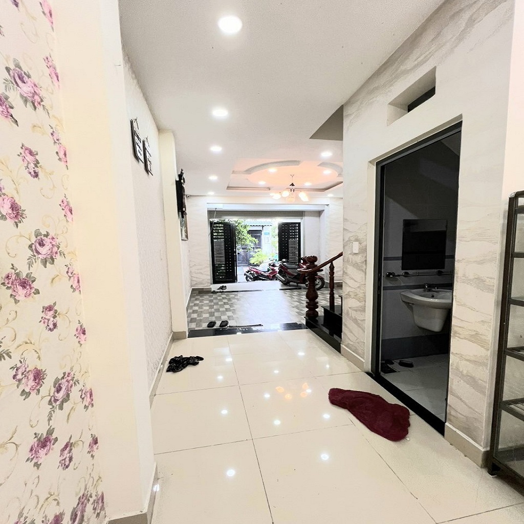 Bán gấp nhà phố 3 tầng siêu đẹp hẻm xe hơi liền kề Kha Vạn Cân, TP Thủ Đức _ Free Full nội thất 3 pn - Ảnh chính